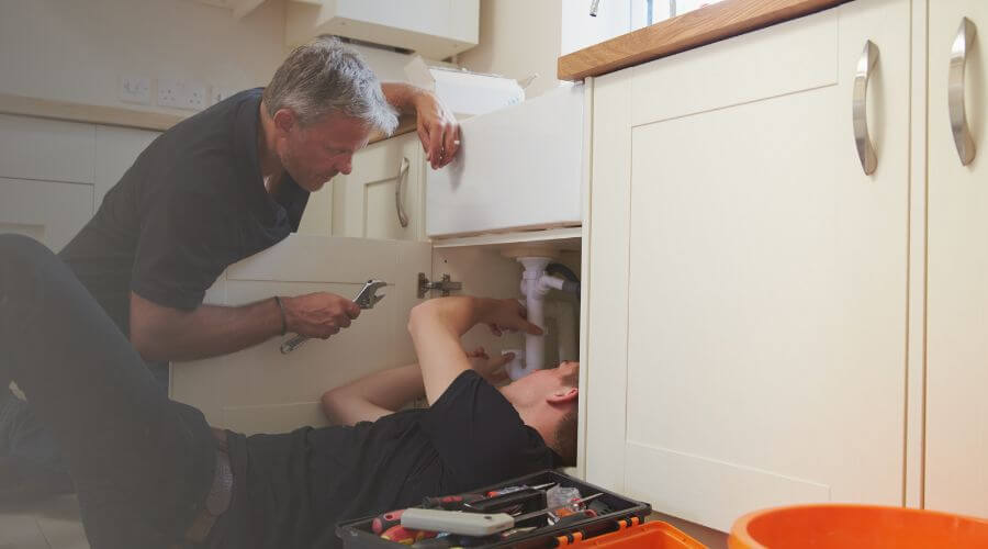 Professional burst pipe repair services in Baxter, IA